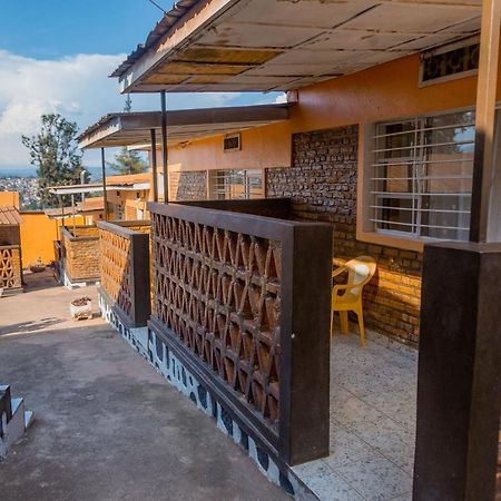 Auberge La Caverne 基加利 外观 照片