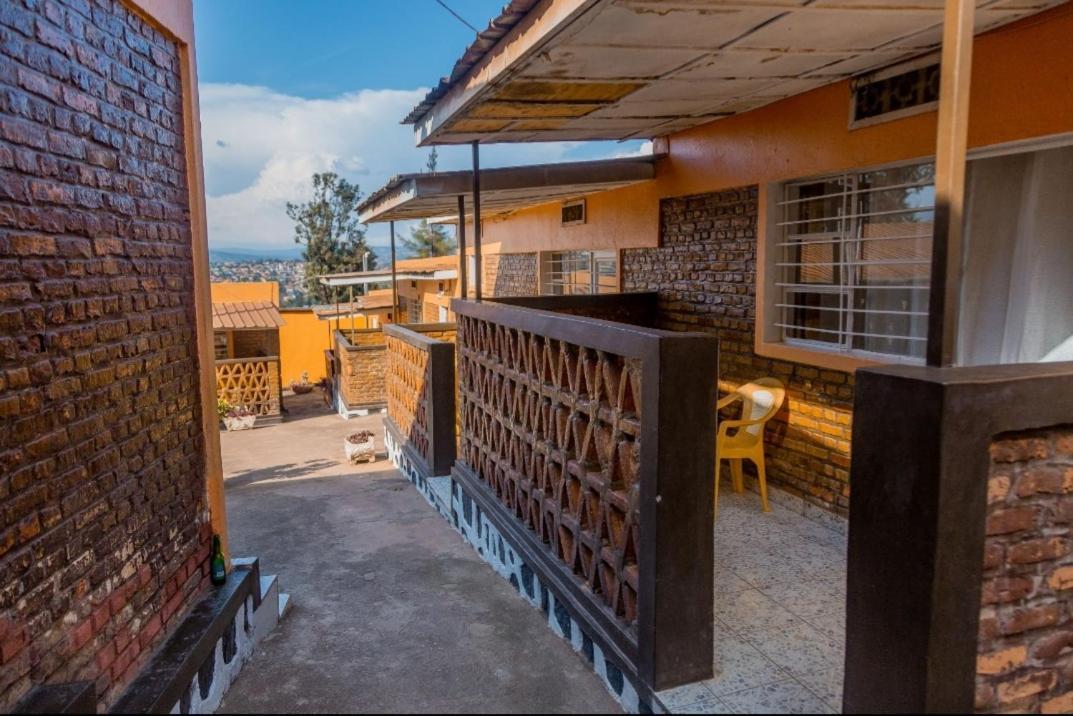Auberge La Caverne 基加利 外观 照片